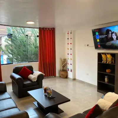 Adriano's Deluxe Apartments 1
