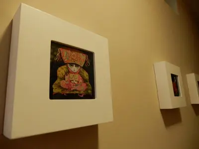 a picture of a painting on a wall at ROOM Lima House centro in Lima