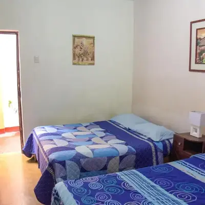 Brabant Hostal