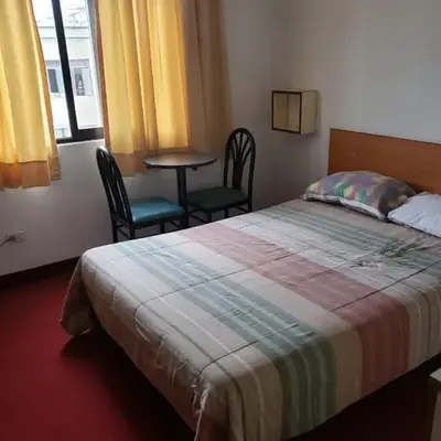 Hospedaje Miraflores 17