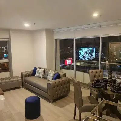 Met Moderno Departamento