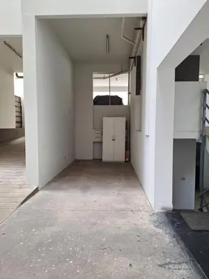 an empty room with white walls and white cabinets at Miraflores - Dormitorio en Departamento compartido Baño Exclusivo Externo in Lima