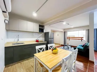 Gallery image of Apartamento de completo, cómodo y tranquilo en Av Pardo in Lima