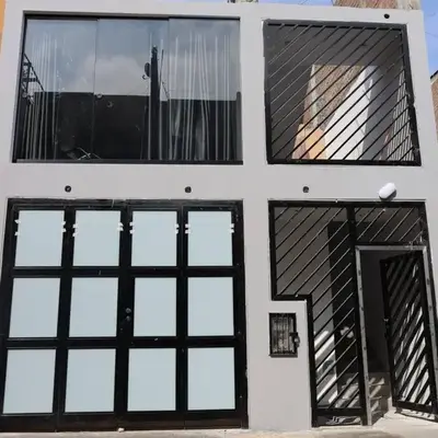 Casa sabina aeropuerto entera