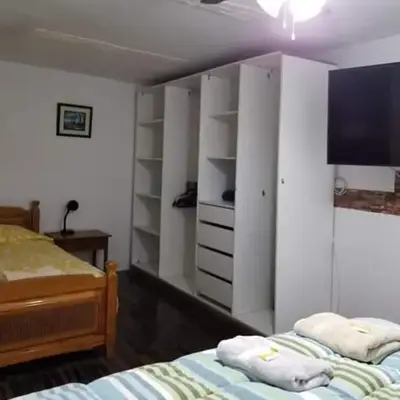 Hospedaje interno surco