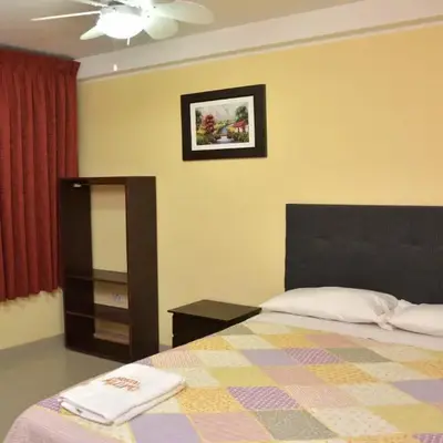 hostal kiara