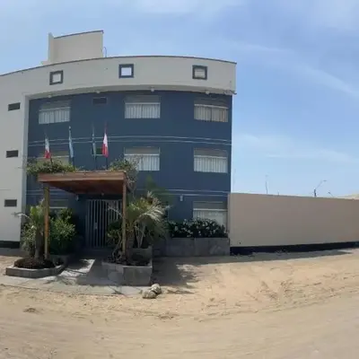Boulevard Hotel