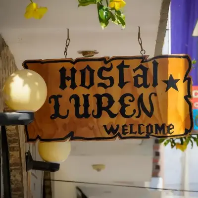 Hostal Luren - Parking