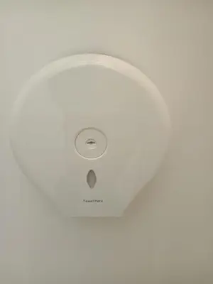 a white ceiling with a light on it at Colville Hospedaje, a 1 cuadra de la plaza mayor de lima in Lima