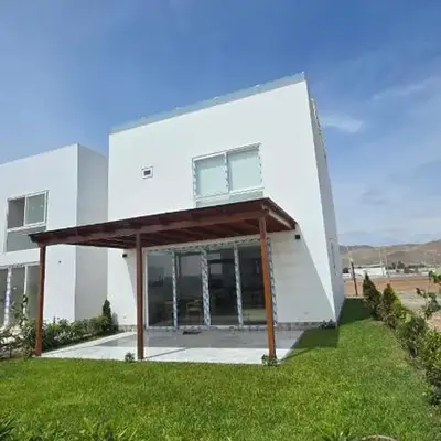 Casa de Playa de Estreno