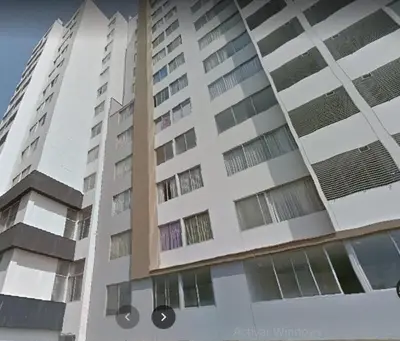 two tall buildings with windows in front of them at Departamento 5p Lima Centro 3 dormitorios 4 camas in Lima