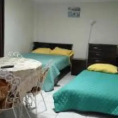 Studio with kitchen and Bathroom Near The Airport