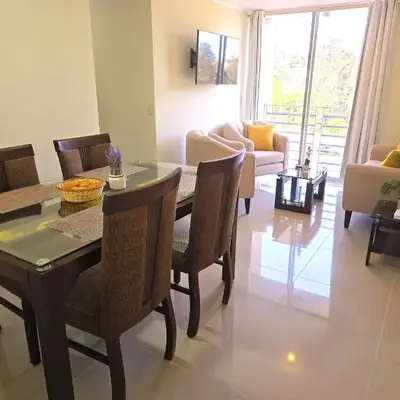 Apartamento Premium frente a Universidad San Marcos para 4 pers en lima