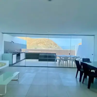 Amplio departamento vista al mar con piscina privada en Asia Ideal para grupos y familias