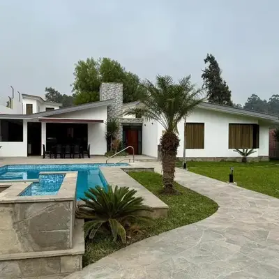 Casa los Cipreses del Sol