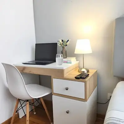 Habitación Pequeña dentro departamento compartido 402