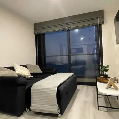 Departamento con baño y cocina equipada