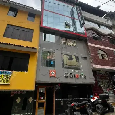 Hotel D'Gloria Churin