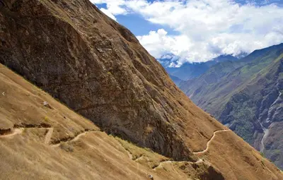 a view of a mountain side with a dirt cliff at Casita Marampata Choquequirao