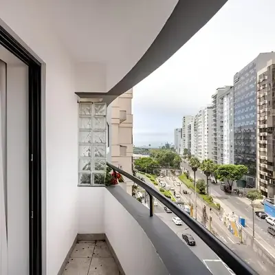 Bajada Balta Suites Spacious 3BR in Miraflores Walkable Area