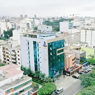 Lyz Business Hotel