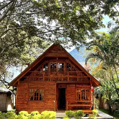 Cabañas Típicas ARIAS