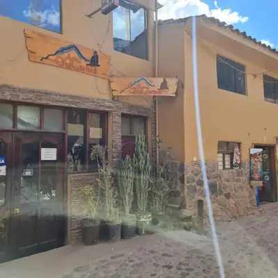 Hostal Apu Qhawarina
