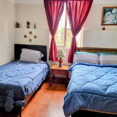 Habitación con dos camas