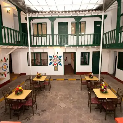 Cusco Plaza Nazarenas