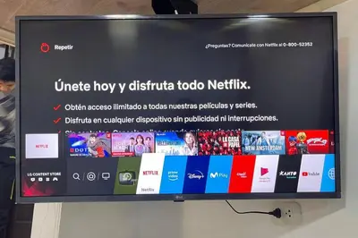 a television screen with a website on it at 4B Mini-departamento nuevo en centro de Miraflores in Lima