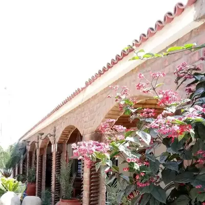 Hostal Loma Blanca