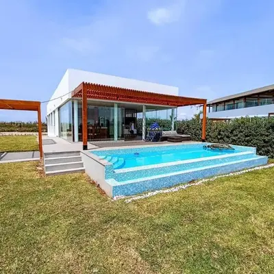 HOP ODAIBA exclusiva laguna y playa en Chincha