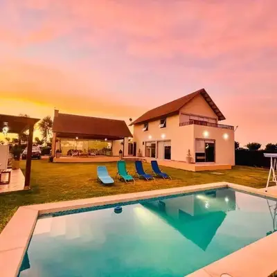 HOP OHANA exclusiva en campo y playa en Chincha