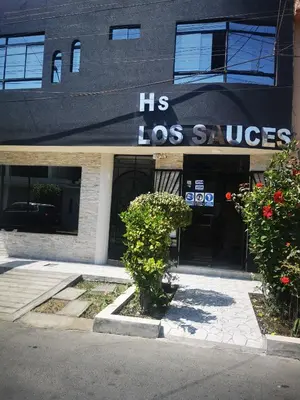 a building with a los angeles sign on it at Los Sauces in Huacho