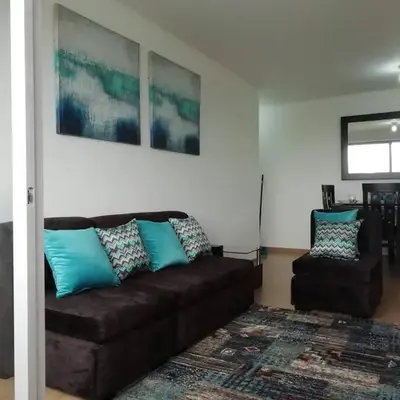 Lindo y Espacioso Departamento muy cerca a Miraflores