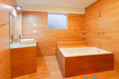 a large bathroom with a tub and a sink at Suite Panorámico 304 in Urubamba