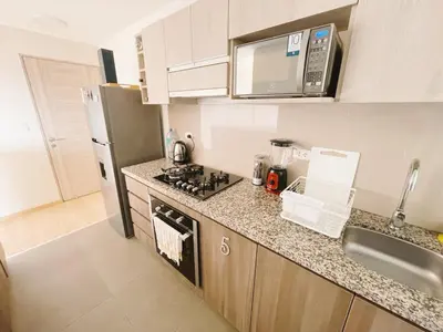 Gallery image of Amplia habitación privada con baño privado y TV in Lima